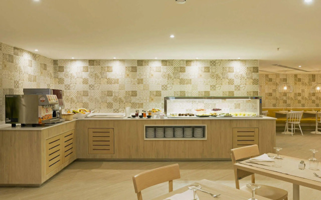 HSM Son Verí - Adults Only