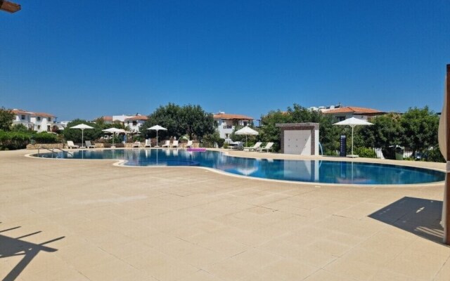 Carrington Sea Magic 2 bed Plus 2 Apartment