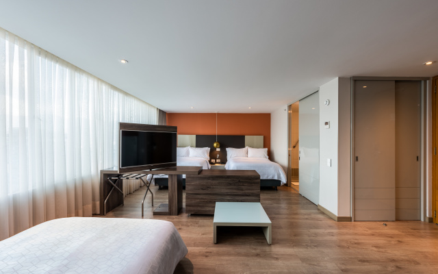 Holiday Inn Express & Suites Medellin