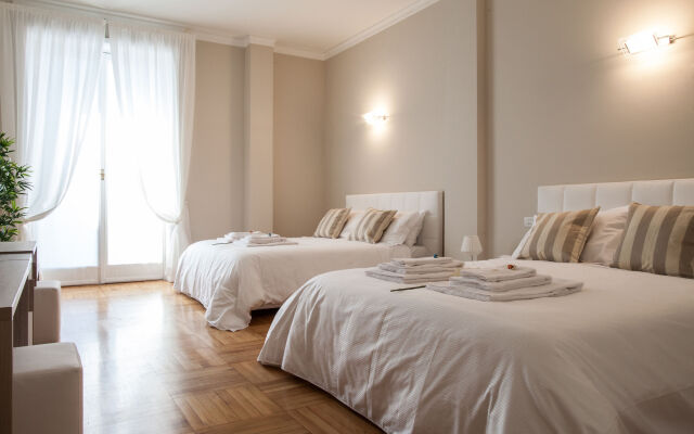 Milan Royal Suites & Luxury Apartments