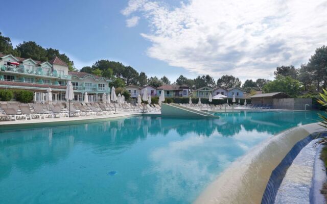 Domaine Golf Resort 13238