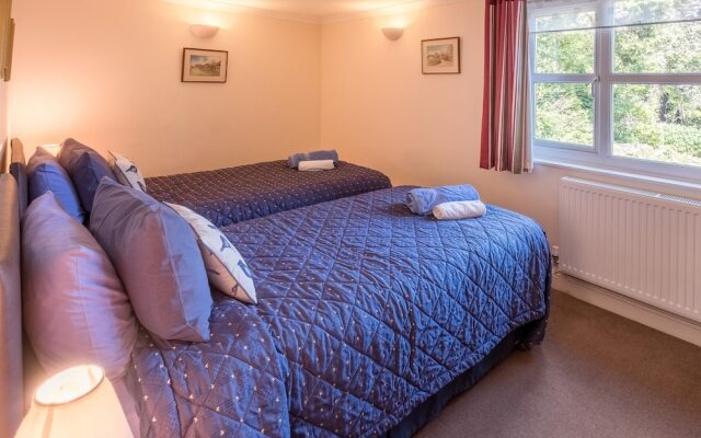 Luccombe Villa Holiday Apartments