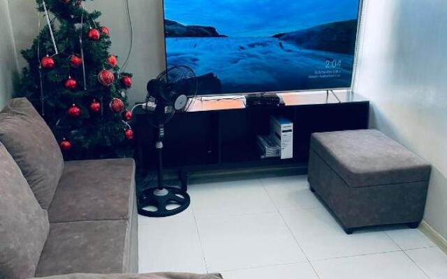 U607 Sunshine100 Netflix 65Inches Android TV 40MBPS Wifi Karaoke