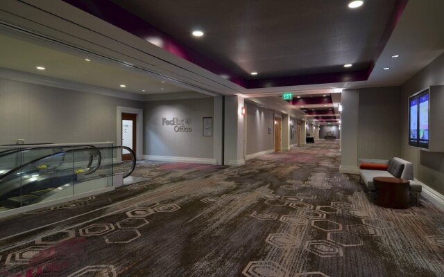 Loews Hollywood Hotel