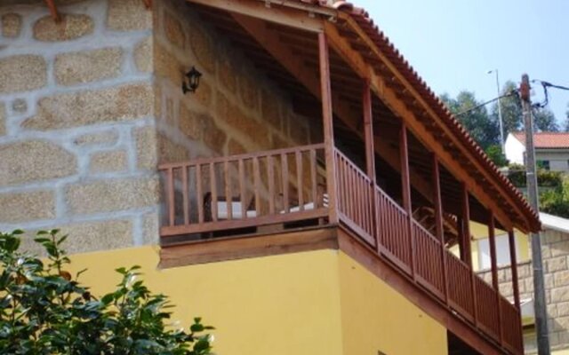 House With 3 Bedrooms in Valpedre, With Pool Access, Terrace and Wifi