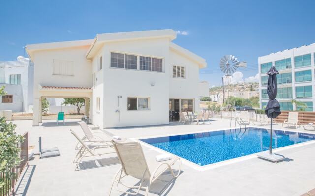 Protaras Holiday Villa Dv16