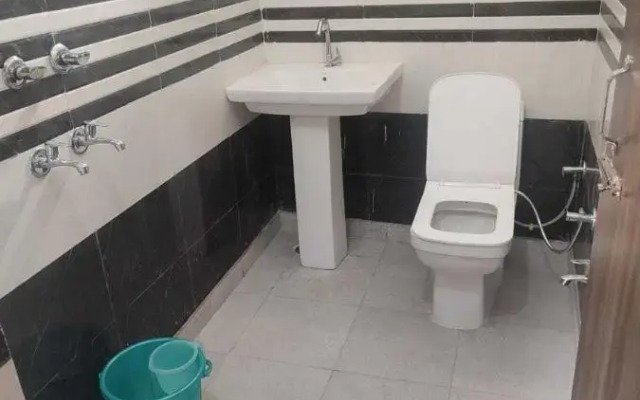 OYO Flagship 807545 Shree Shyam Residency