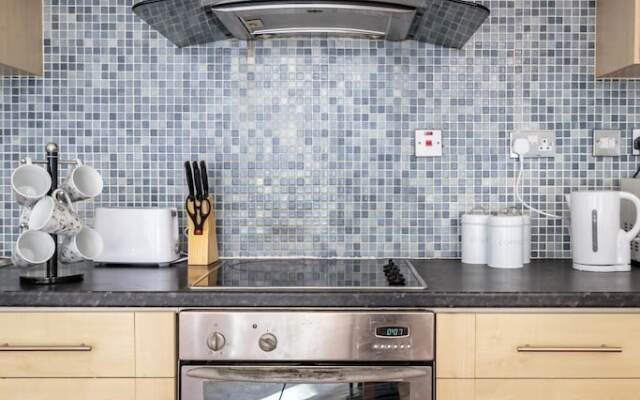 Luxury Central Newcastle Apartment 20