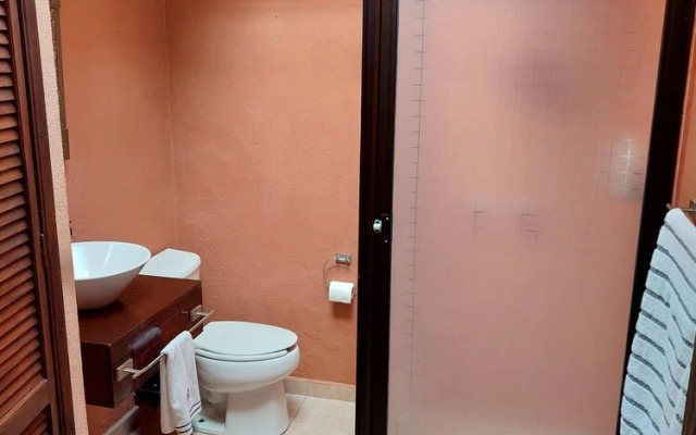 Centro 4bedroom Home on Stirling Dickinson