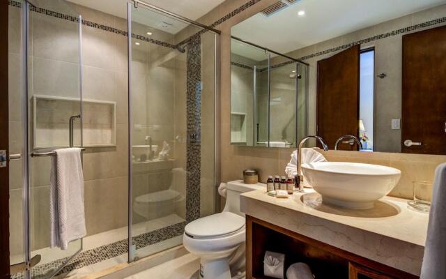 Chalet 2 BRM Penthouse private roof sleeps 4
