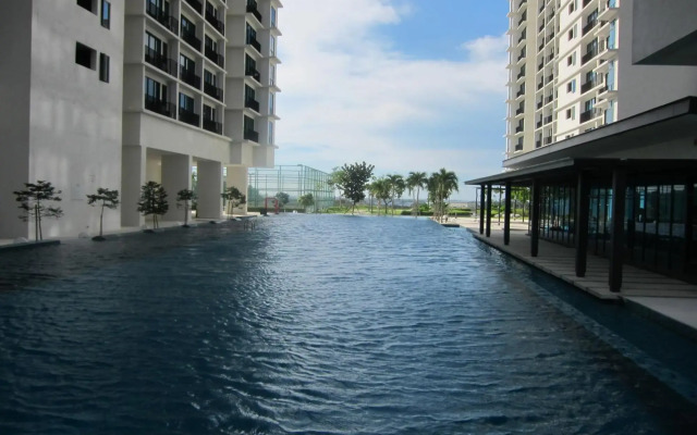 Arch Plus Studio at Trefoil Setia City