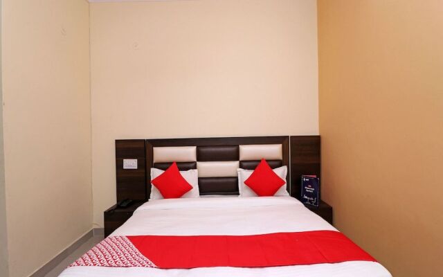 Oyo 16362 Hotel Ashiyana