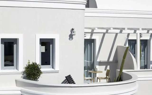Pnoi Luxury Suites