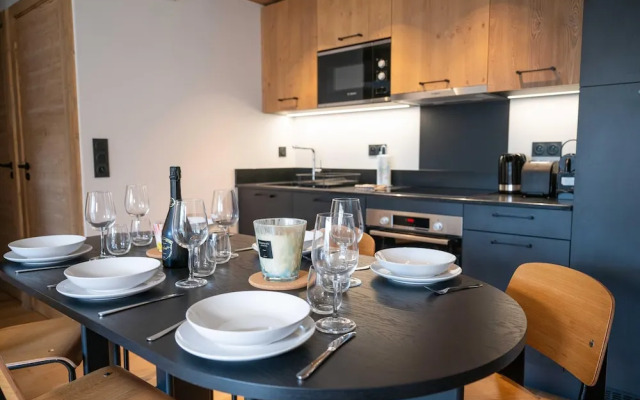 Charming Apt With View 2bd/6p -residence in Mega\"ve