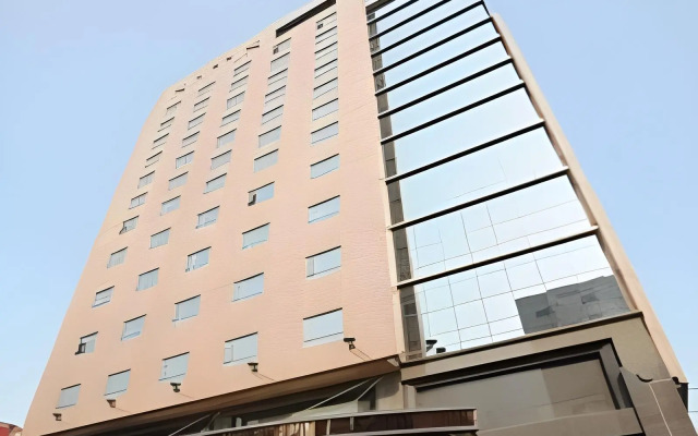 The Clipper Hotel