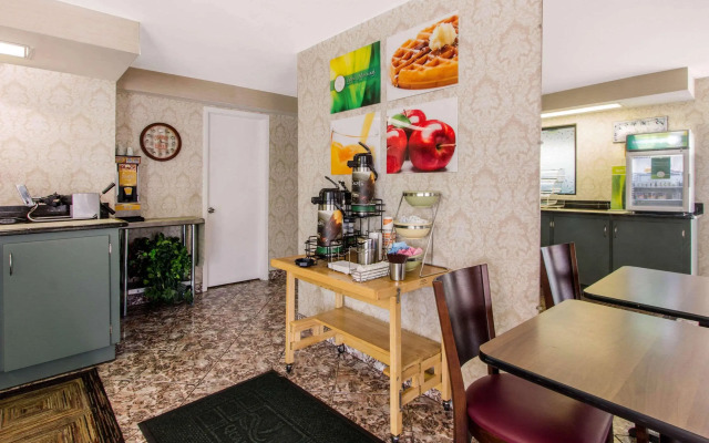 Rodeway Inn Central Clearwater Beach