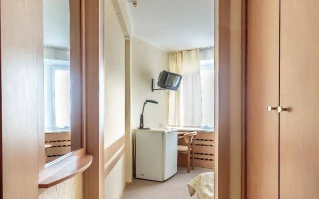 Tourist Hotel