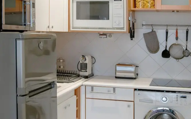 1BR Near Eiffel & Les Invalides