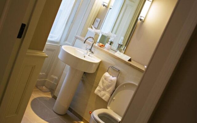 Houndgate Townhouse