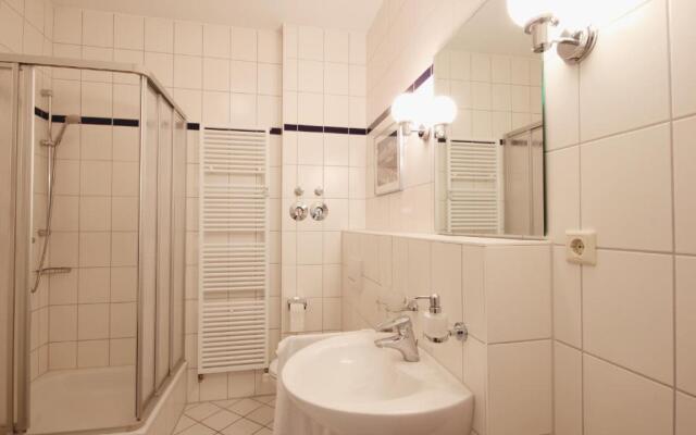 Villa Frigga by Rujana