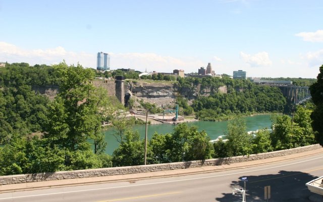 Niagara Gorgeview