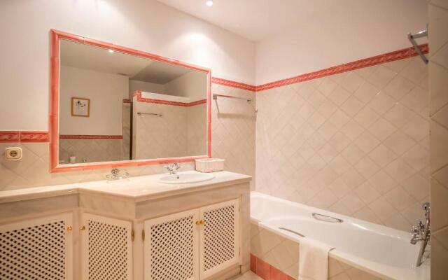 La Perla De La Bahia 912