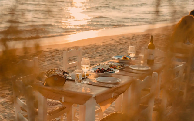 Almiriki Naxos Beachside Living