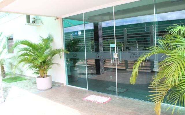Hotel Leon
