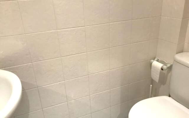 Apartment with 4 Bedrooms in Sanxenxo, with Balcony