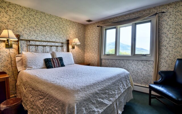 Darby Field Inn & Restaurant