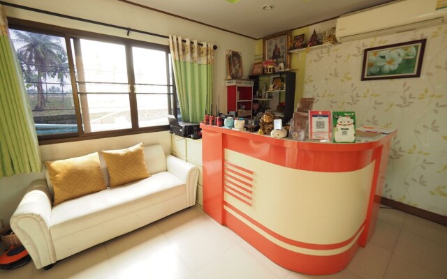 Leelawadee Srisatchanalai