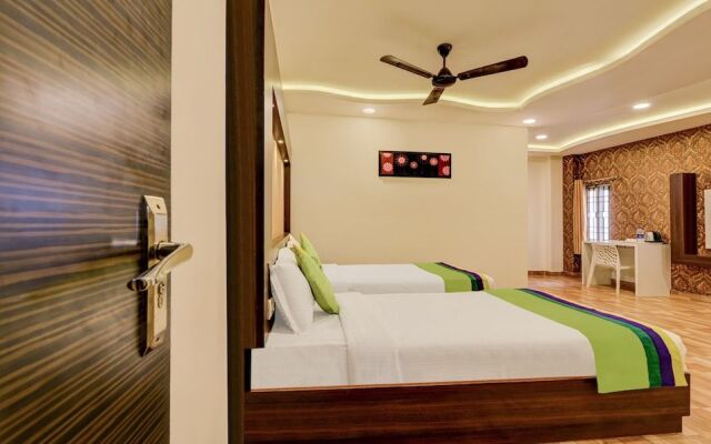 Treebo Trend Lavish Inn