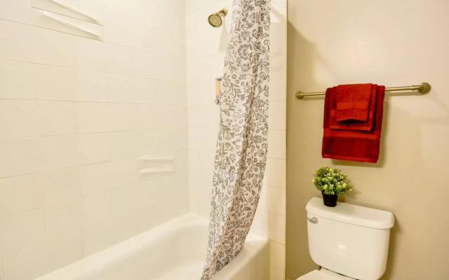 Downtown Dallas Good Value 1 Bedroom Apt