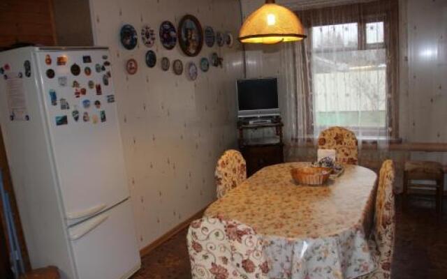 U Bashni Guest House