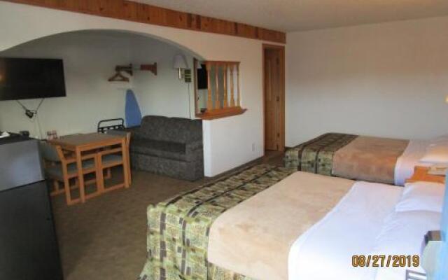 North Country Inn & Suites