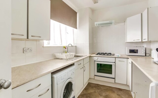 Great 1 BED in Perfect West London Location