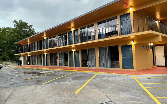 Royal Inn