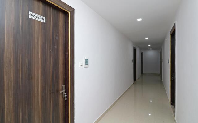 OYO 39592 Hotel Akashdeep