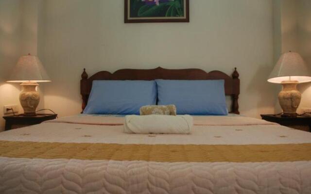 Baan Suan Klang Pai Homestay