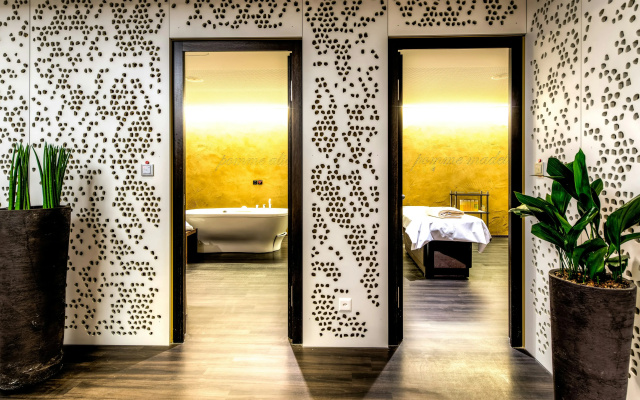 Small Luxury Hotel Wellnesshotel Golfpanorama