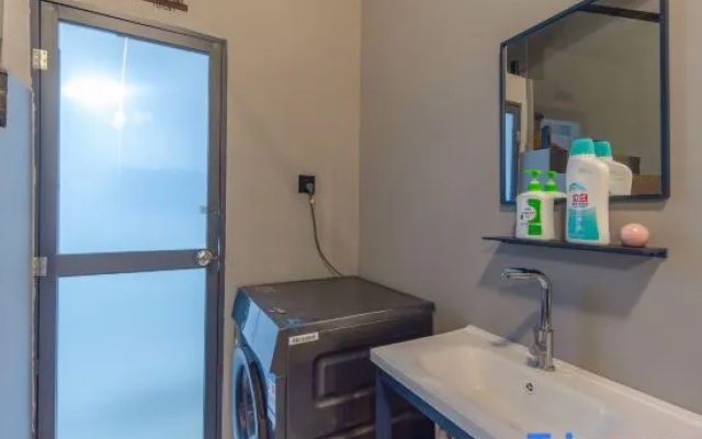 Qingshan Zhishi Chinese Inn (Gucheng South Gate) – Bathroom – Lijiang