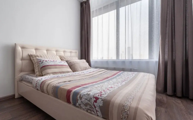 Studio Apartment on Malysheva 42a 14 floor