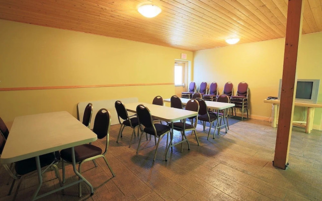 The Apex Mountain Lodge