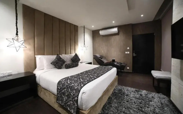 Grand Ittehad Boutique Hotel