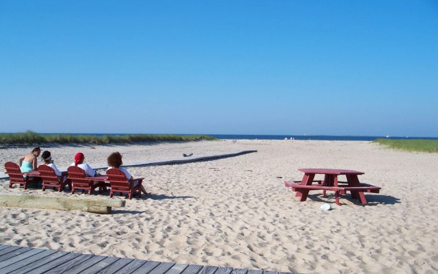Blue Sea Motor Inn