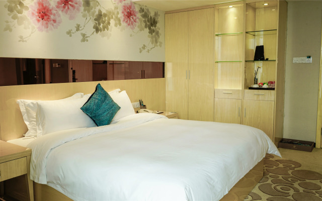 Paco Hotel Guangzhou Ouzhuang Metro Branch