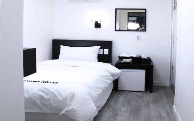 Motel K