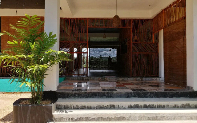 MacNara Traveller's Inn