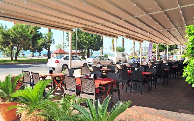 Kleopatra Ada Beach Hotel