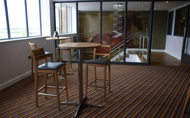 Holiday Inn Huntingdon - Racecourse by IHG